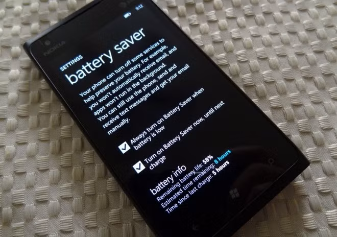 Cài đặt các chế độ tiết kiệm pin giúp kéo dài thời gian sử dụng smartphone trong ngày.