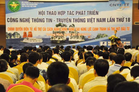 Quang cảnh buổi Hội thảo.