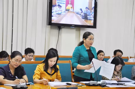 Lãnh đạo Sở GD&ĐT báo cáo đề án.
