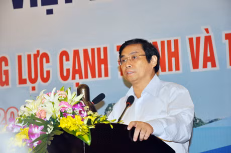 Đồng chí Phạm Minh Chính, Bí thư Tỉnh ủy phát biểu tại buổi Hội thảo.