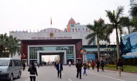Cửa khẩu quốc tế Móng Cái