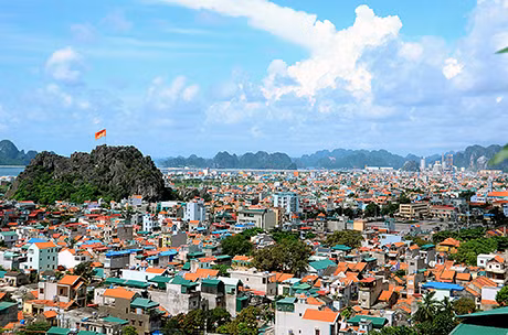 Diện mạo TP Cẩm Phả ngày một đổi thay.
