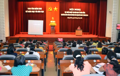 Quang cảnh buổi tập huấn.