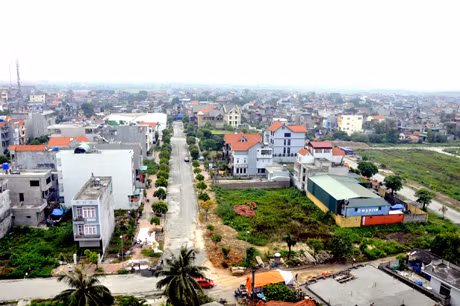 Trên 98% số hộ trên địa bàn huyện Đông Triều hiện đã được cấp GCNQSDĐ. Trong ảnh: Một góc khu dân cư thị trấn Mạo Khê.