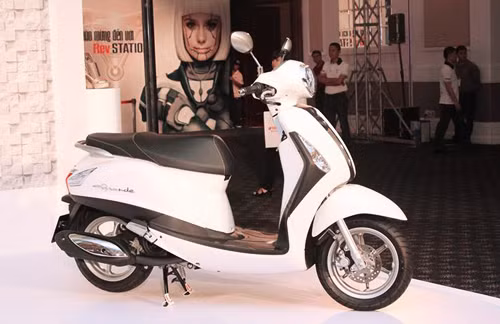 Yamaha Grande.