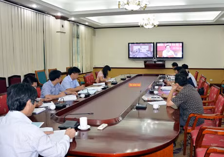 Quang cảnh phiên họp tại đầu cầu Quảng Ninh.