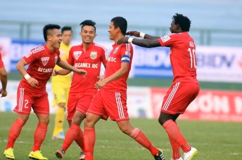 Mùa giải 2015, có đến 23 vòng Bình Dương đứng vị trí số 1