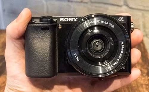 Máy ảnh Sony A6000