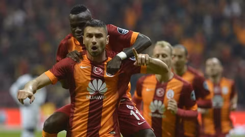 Galatasaray sẽ giành chiến thắng đầu tiên tại bảng C.