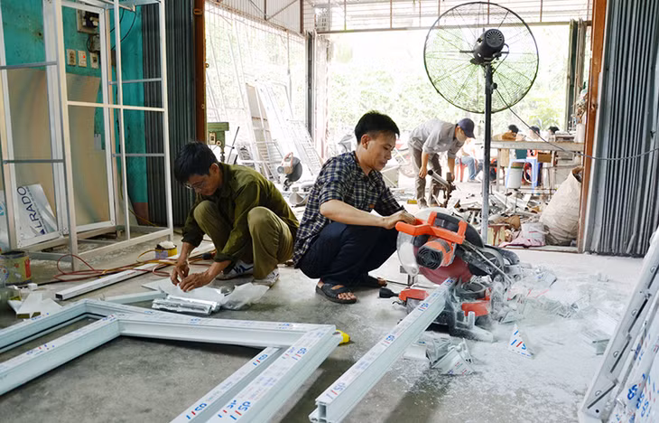 Giáo dân Bùi Văn Nghĩa là hộ gia đình sản xuất kinh doanh giỏi của xã Hiệp Hoà (TX Quảng Yên).