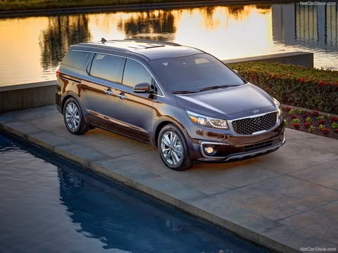 Xe có thiết kế theo phong cách SUV, đạt tiêu chuẩn an toàn 5 sao của NHTSA