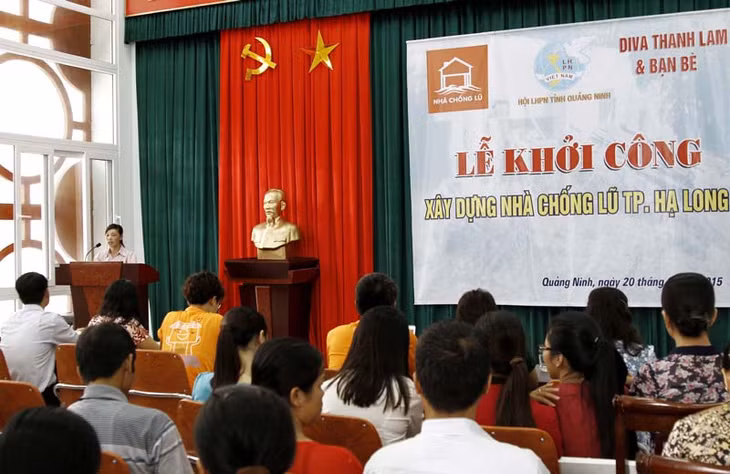 Lễ khởi công xây nhà cho hộ bị ảnh hưởng nặng nề trong trận mưa lũ lịch sử vừa qua tại TP Hạ Long.