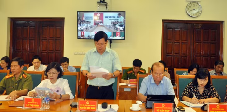Giám đốc sở KHĐT báo cáo