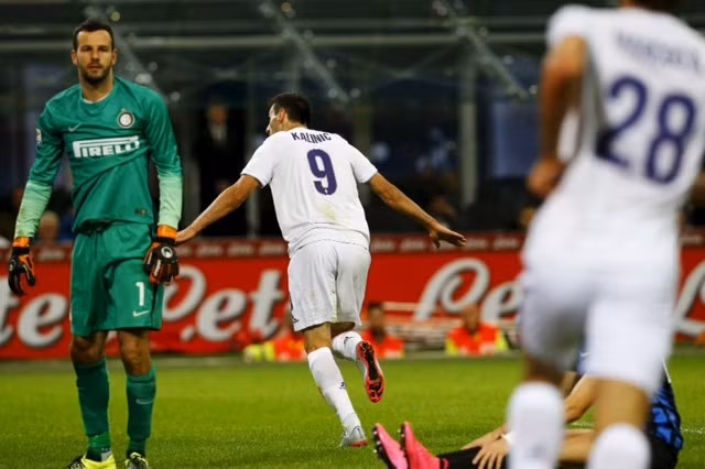 Kalinic lập hattrick giúp Fiorentina đánh bại Inter - Ảnh: Reuters