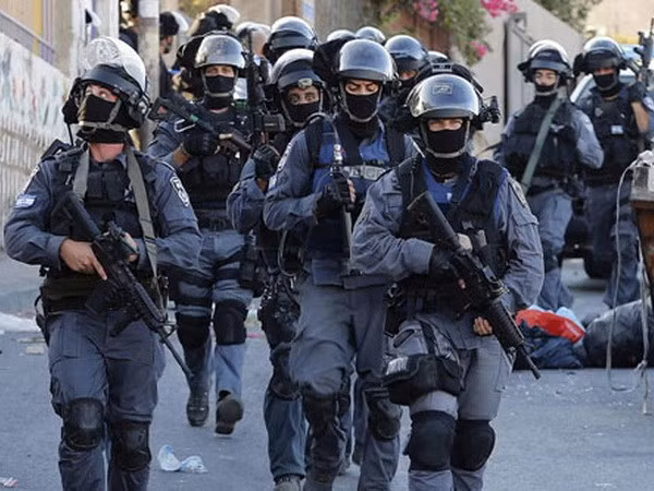 Lực lượng cảnh sát Israel tại thánh đường Al-Aqsa ở Jerusalem. (Nguồn: worldbulletin)