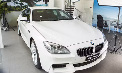 Mẫu xe coupe 4 cửa trang bị gói thể thao M Sport của BMW được phân phối chính hãng với giá 4,190 tỷ đồng.