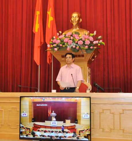 Đồng chí Phạm Minh Chính, Ủy viên Trung ương Đảng, Bí thư Tỉnh ủy kết luận buổi làm việc