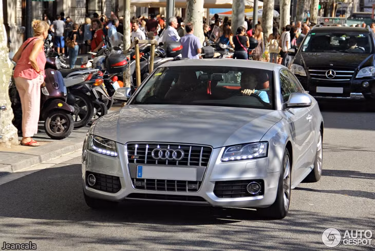 Audi S5