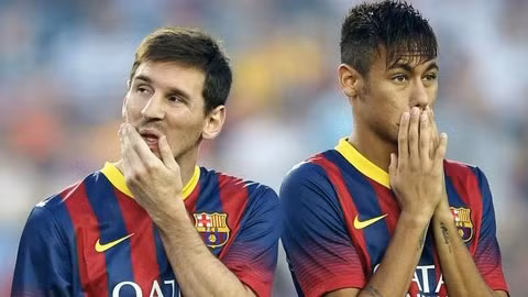 Messi và Neymar cùng khoác áo Barca nhưng đang rơi vào 2 hoàn cảnh khác nhau