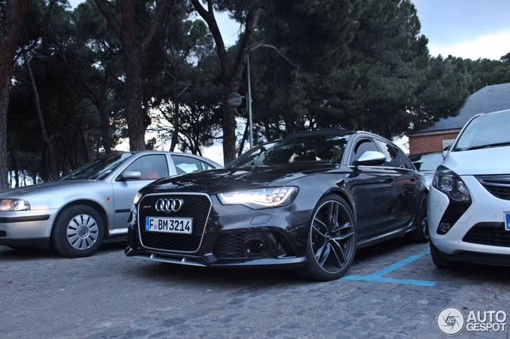 Audi RS6 Avant