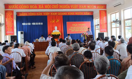 Quang cảnh buổi tiếp xúc.