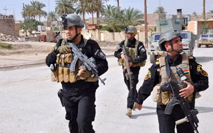 Lực lượng an ninh Iraq tuần tra tại thành phố miền Tây Ramadi, tỉnh Anbar. (Ảnh: AFP)