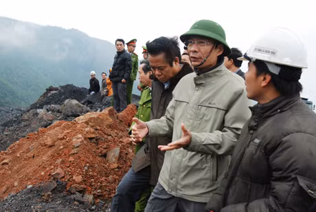 Đồng chí Nguyễn Văn Đọc, Phó Bí thư Tỉnh ủy, Chủ tịch UBND tỉnh phát biểu tại buổi làm việc.