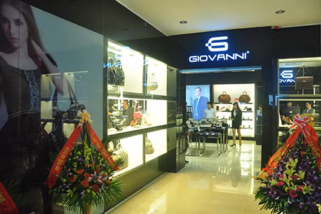 Cửa hàng thứ của Giovanni tại TP Hạ Long được đặt tại tầng 2, tòa nhà Hạ Long Center, Phường Bạch Đằng (TP Hạ Long.)
