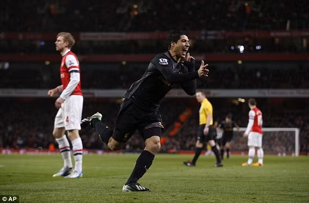 Suarez mở tỷ số cho Liverpool từ rất sớm
