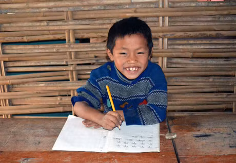 Nụ cười bé thơ.