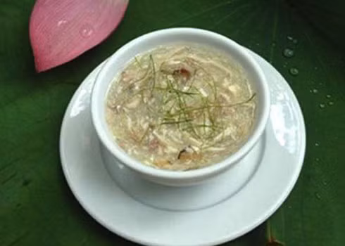 Súp chay là món ăn dễ chế biến nên được nhiều người ưa thích.