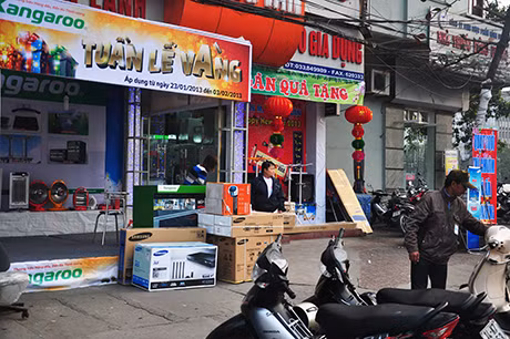 Siêu thị điện tử cũng giảm giá dịp cuối năm