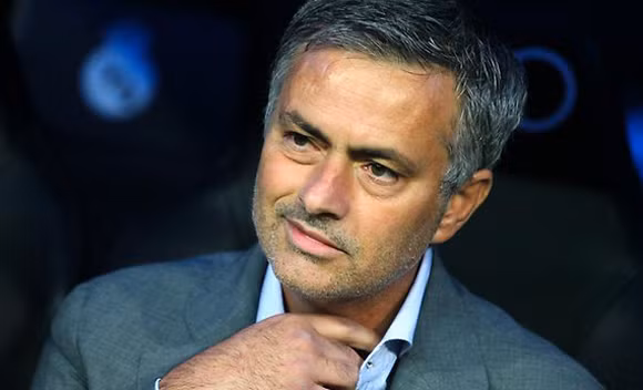 Mourinho muốn bị sa thải nhưng không được - Ảnh: Getty