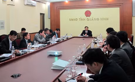Chủ tịch UBND tỉnh Nguyễn Văn Đọc phát biểu kết luận buổi làm việc.
