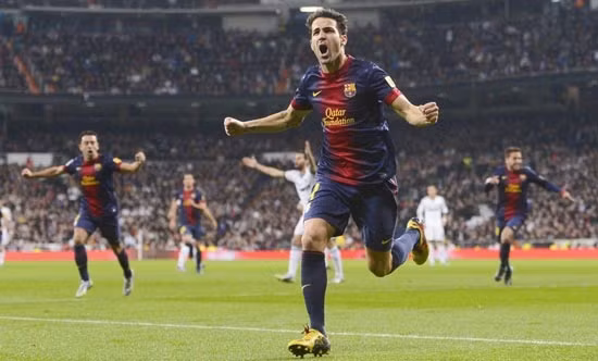 Fabregas giúp Barca có bàn mở tỷ số
