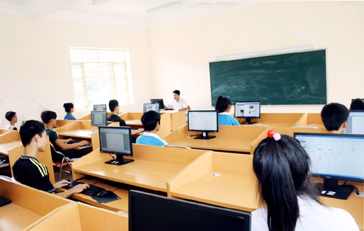 Phòng học chức năng Tin học.