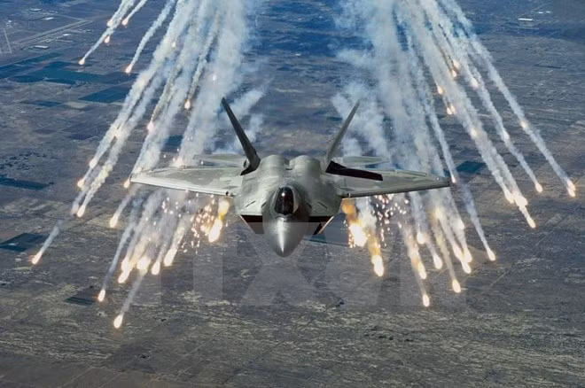 Máy bay chiến đấu F-22. (Nguồn: EPA/TTXVN)
