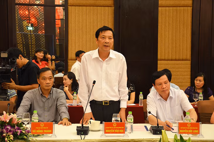 Đồng chí Nguyễn Văn Đọc, Bí thư Tỉnh ủy, Chủ tịch HĐND tỉnh phát biểu tại buổi làm việc