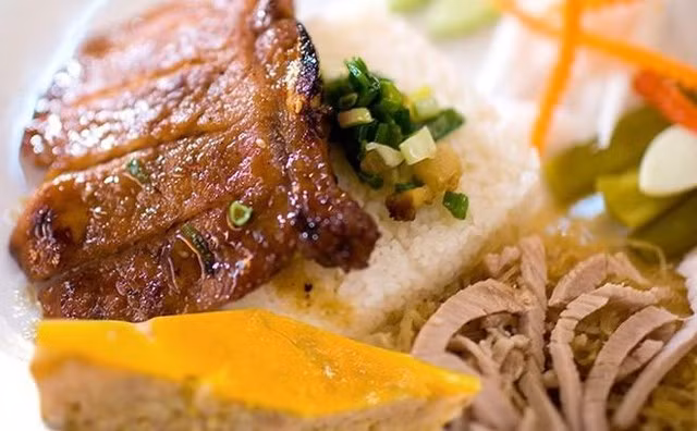 Thực phẩm chiên rán bạn không nên ăn sau 22 giờ.