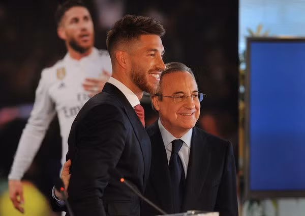  Ramos cũng ở lại Real Madrid chứ không sang M.U - Ảnh: AFP