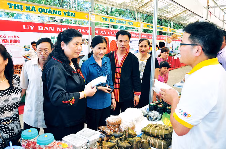 Năm 2015 trong khuôn khổ Tuần Du lịch Hạ Long, tỉnh Quảng Ninh đã tổ chức Hội chợ OCOP Quảng Ninh lần thứ nhất. Hội chợ đã tạo được ấn tượng mạnh mẽ với các bộ, ngành Trung ương, đông đảo người dân, du khách.