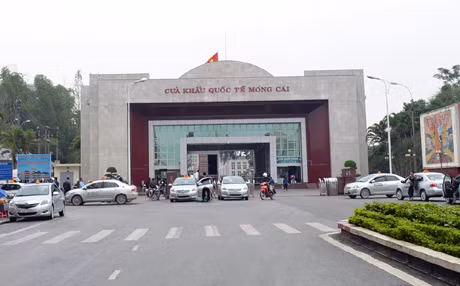 Cửa khẩu quốc tế Móng Cái.