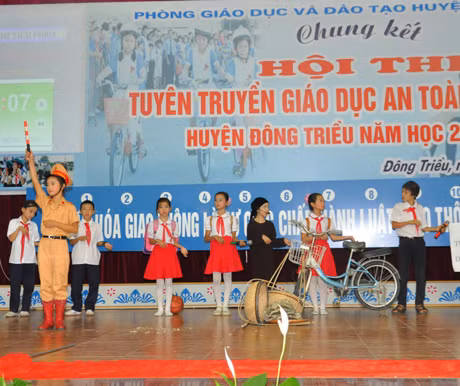 Tiểu phẩm dự thi của Trường Tiểu học Việt Dân.