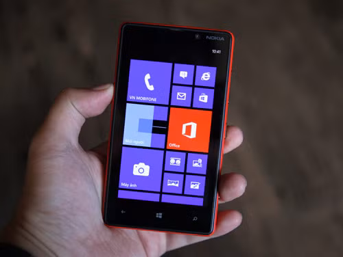 Lumia 820 là một trong những smartphone được Nokia tin sẽ đem lại thành công cho hãng. Ảnh: Huy Đức.