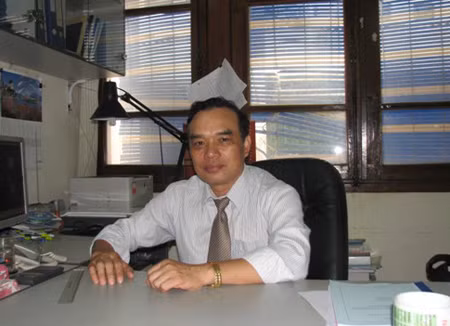 Chuyên gia Nguyễn Xuân Ninh, NKTN làm giảm nguy cơ sỏi thận.