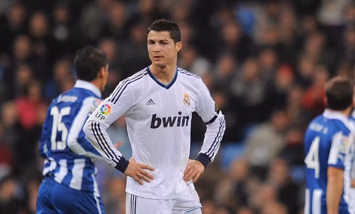 Ronaldo lại buồn - Ảnh Getty