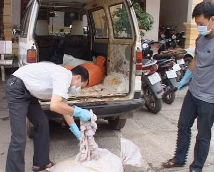  Thực phẩm “bẩn” ẩn chứa hiểm họa khôn lường.