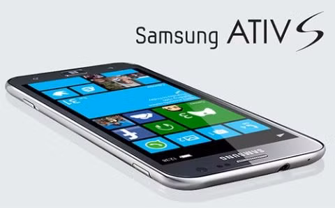 Samsung ATIV S với thiết kế khá giống Galaxy S III.