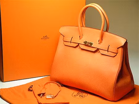 Hermes và những chiếc túi tiền tỷ cũng cho rằng có thể ăn nên làm ra ở Việt Nam.