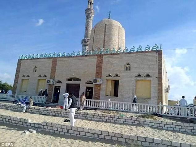 Nhà thờ nằm ở thị trấn Bir al-Abed, cách thành phố Arish khoảng 40km về phía tây.